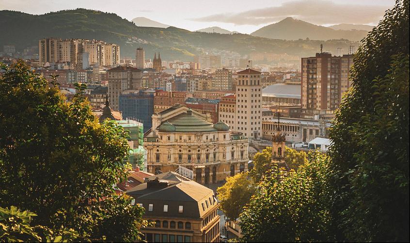 Zdjęcie Bilbao | Źródło: Canva free