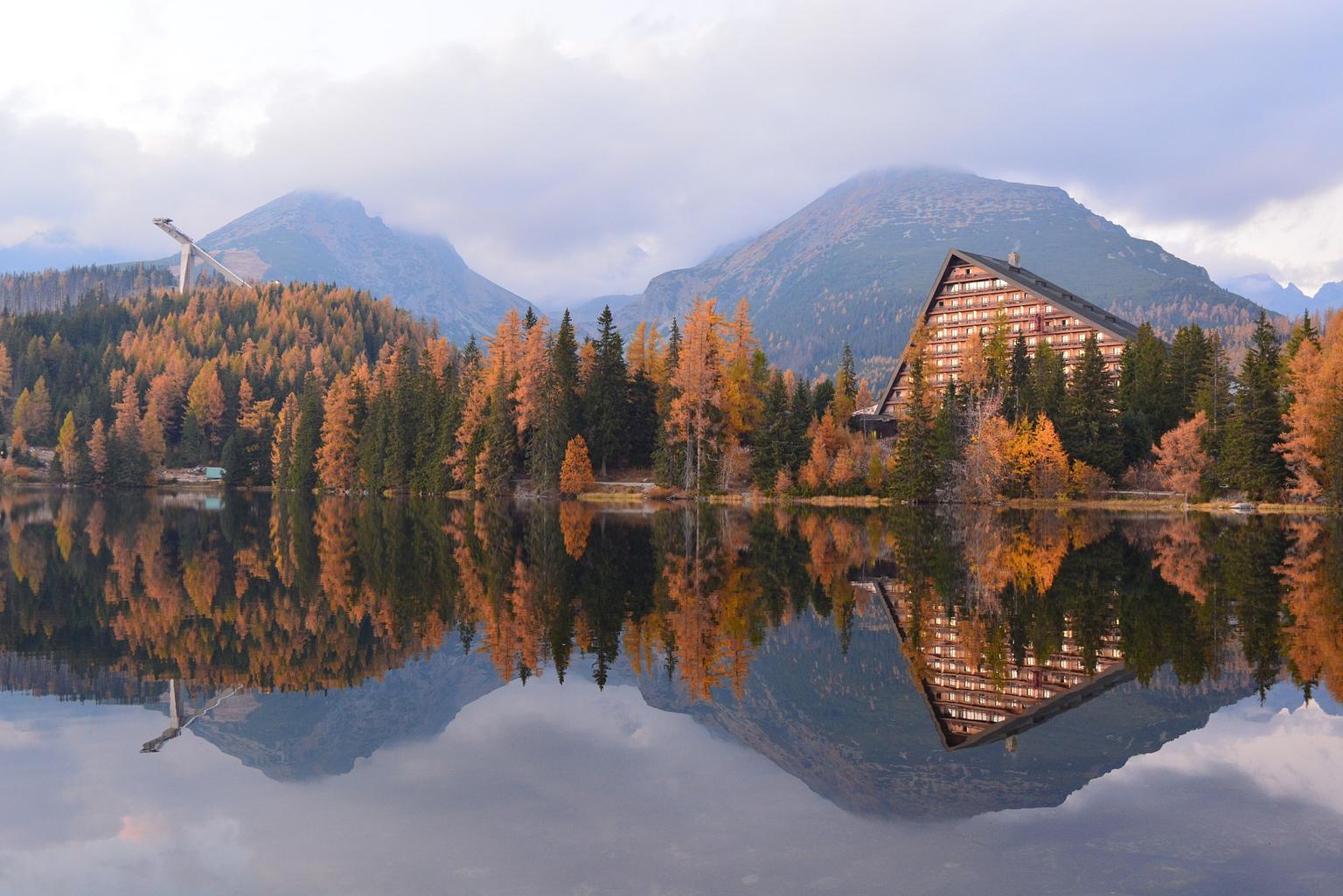 Štrbské Pleso lake in the High Tatras, Slovakia | Source: Canva free