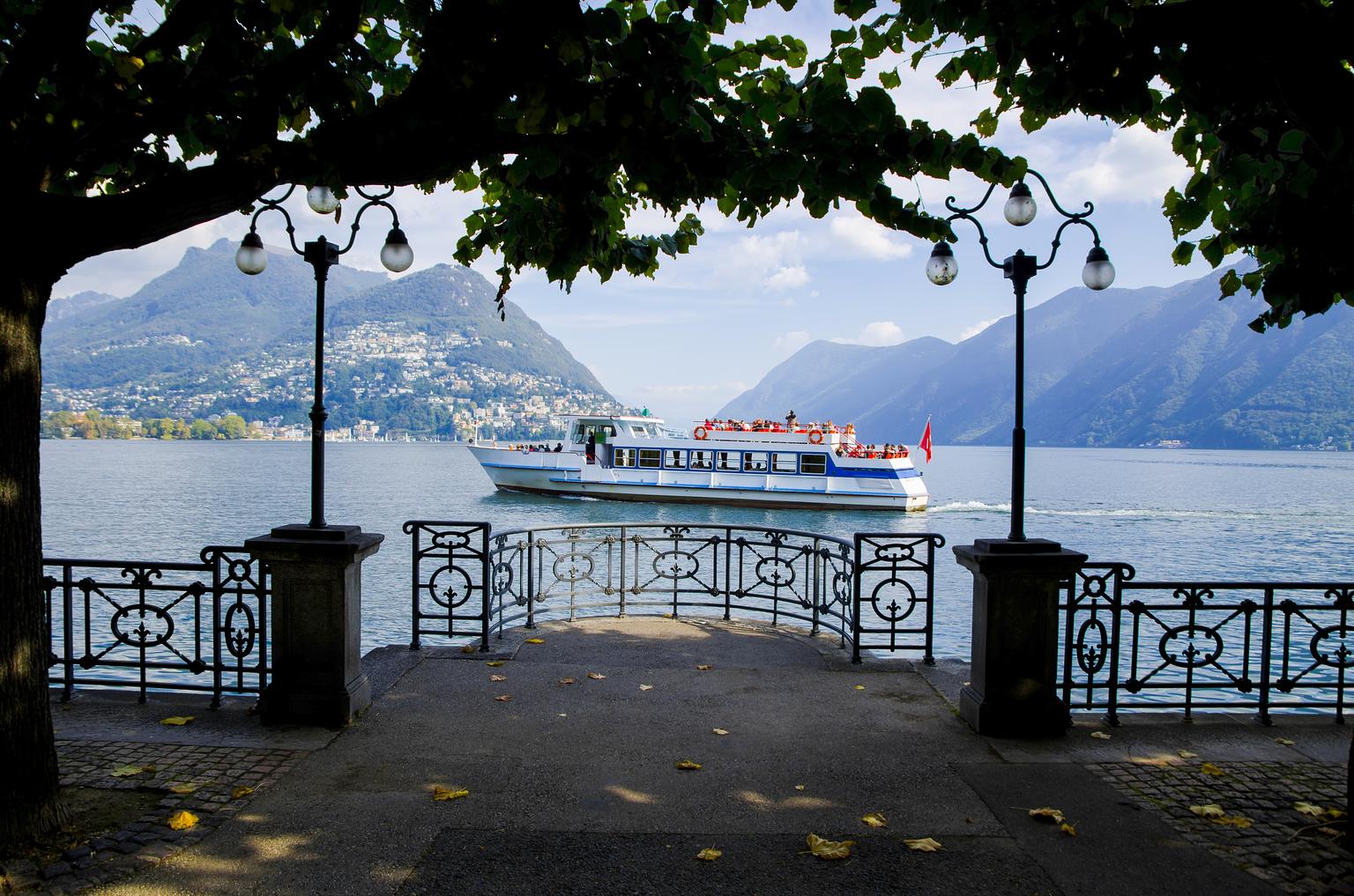 <a href="https://www.freepik.com/free-photo/mesmerizing-picture-sailing-ship-against-misty-mountains-lugano-switzerland_11111942.htm#fromView=search&page=1&position=1&uuid=5f3a32b8-4600-498d-8aae-a22a50646a30&query=ticino">Image by wirestock on Freepik</a>